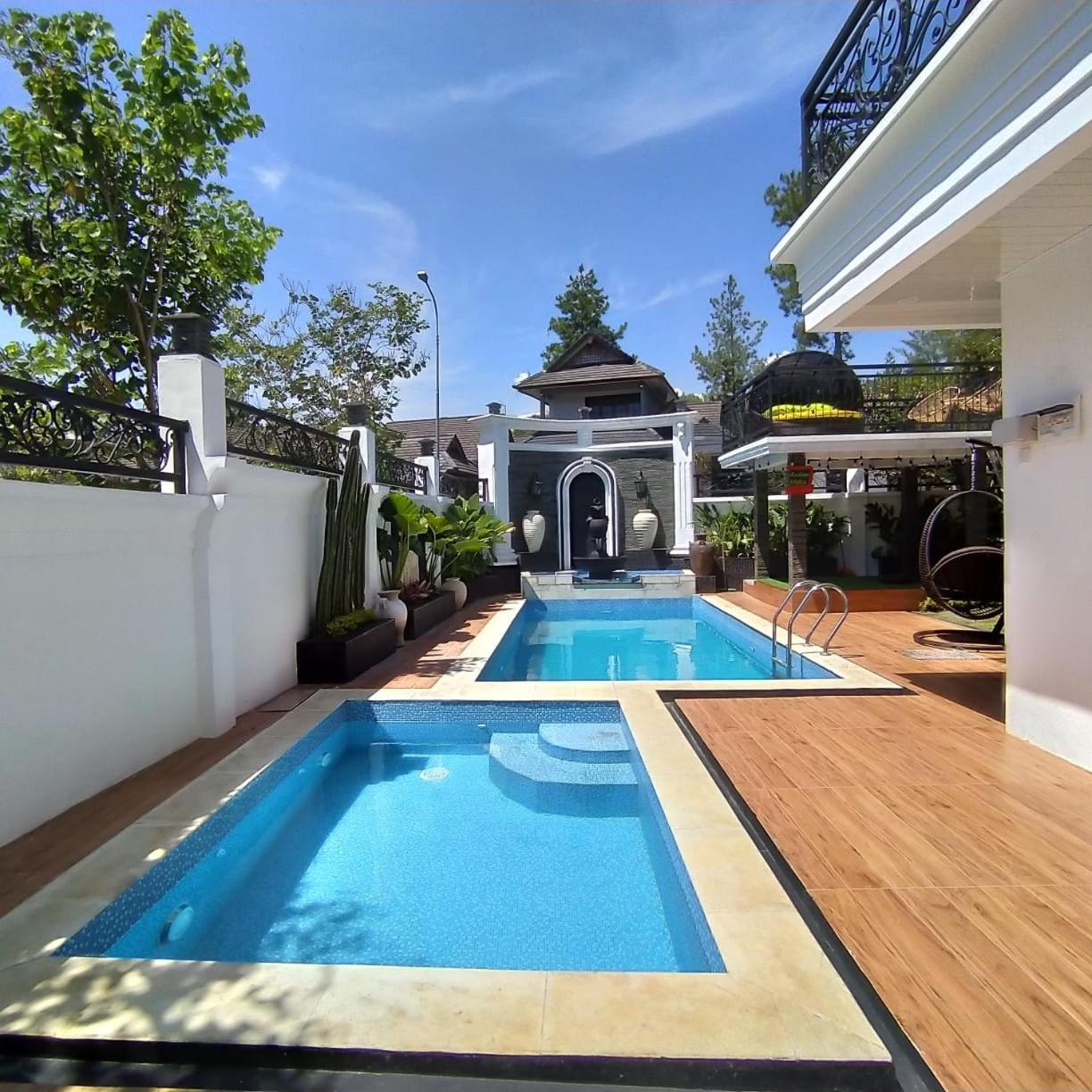 Villa Kota Bunga Malini 7 Cinengangirang 외부 사진
