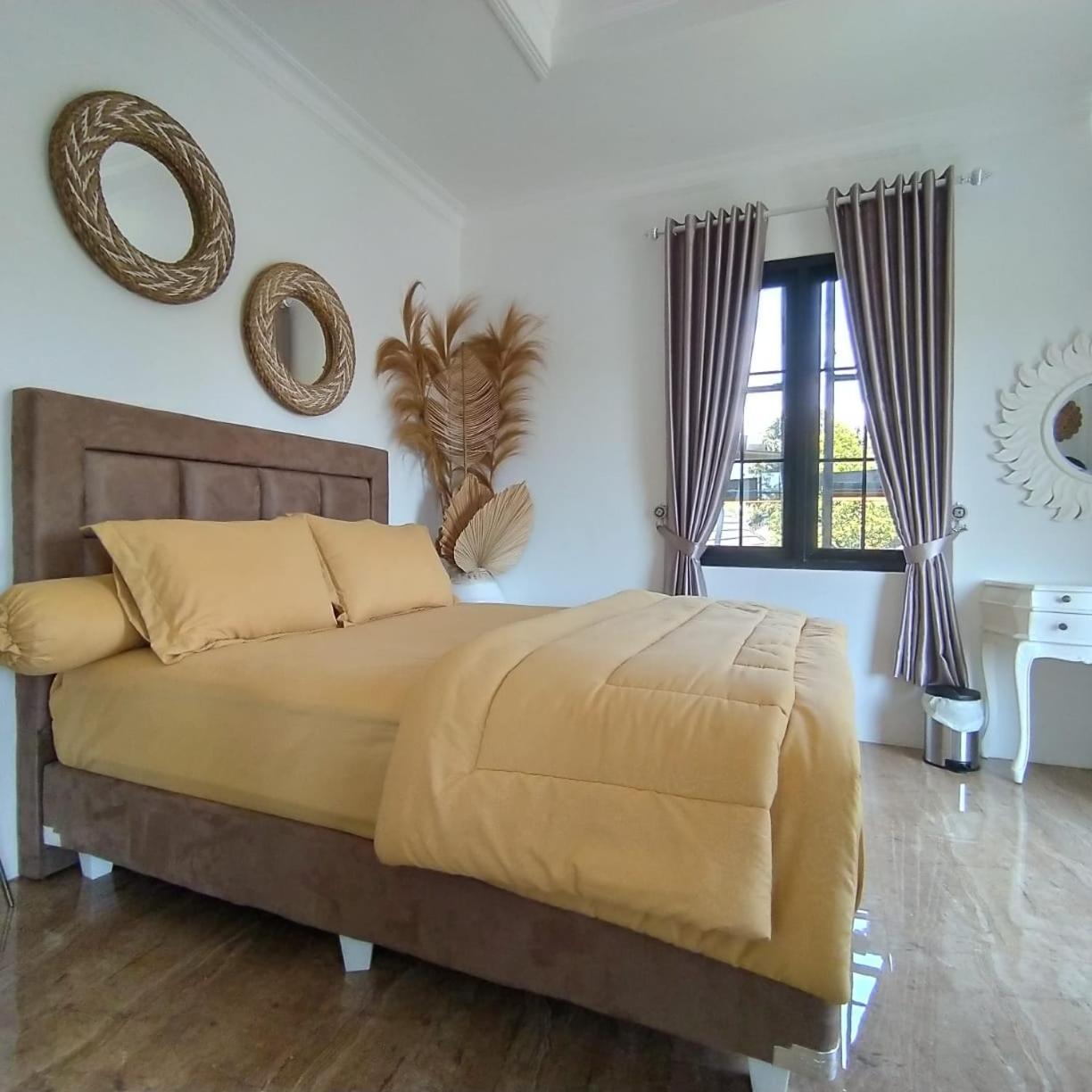 Villa Kota Bunga Malini 7 Cinengangirang 외부 사진